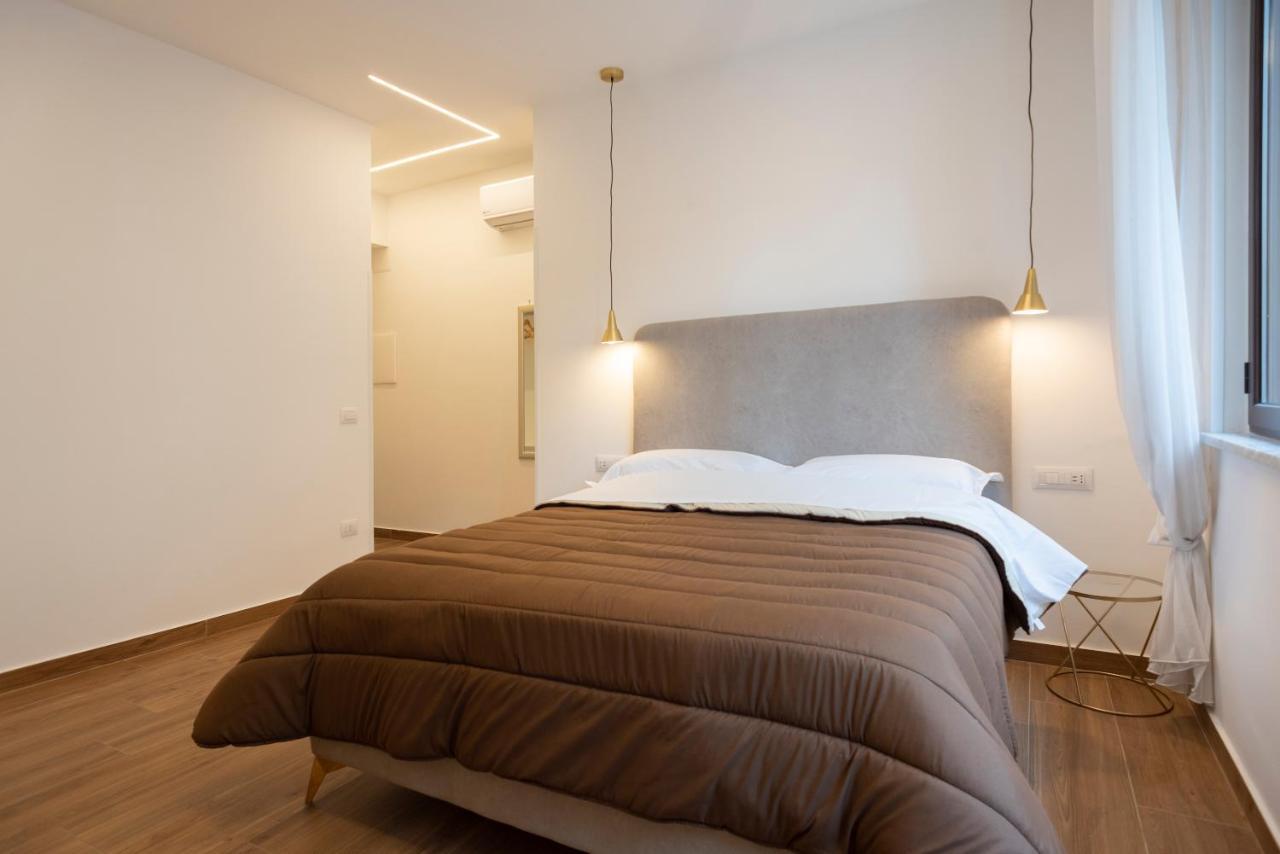 Toledo3 Hotel Nápoly Kültér fotó