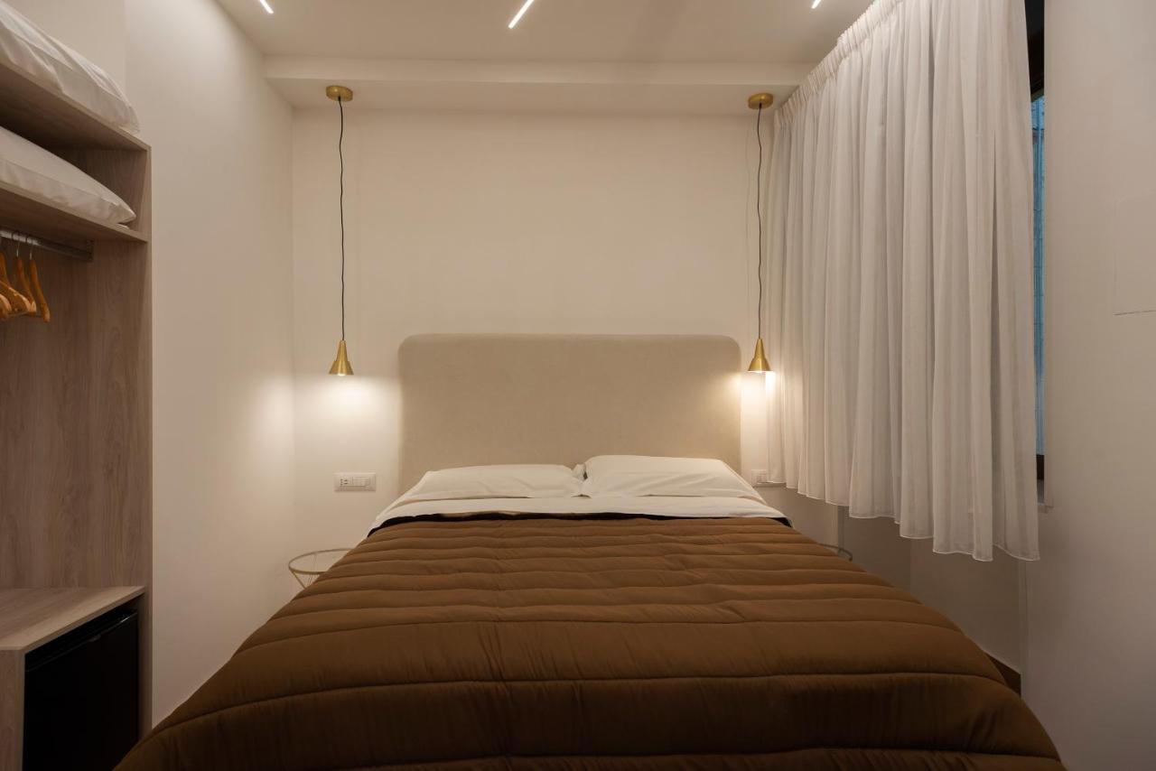 Toledo3 Hotel Nápoly Kültér fotó